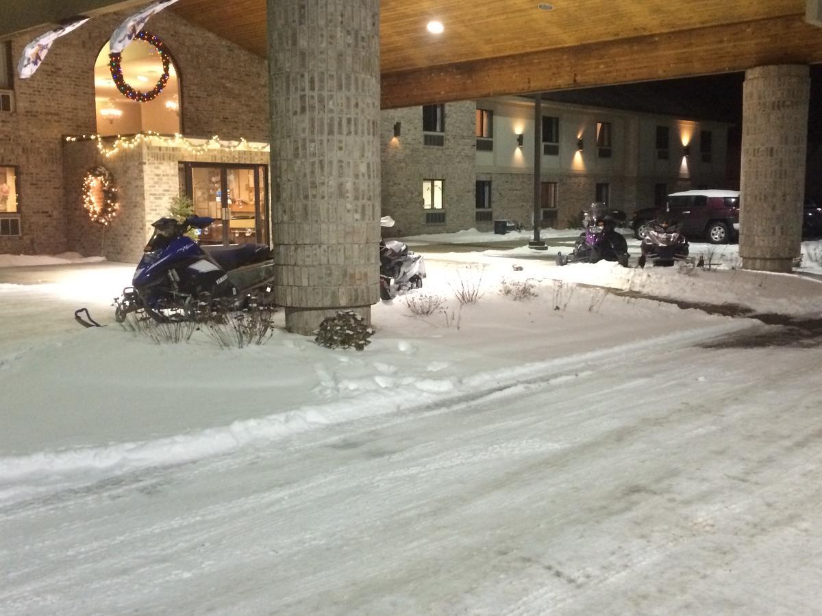 All Seasons Resort Kalkaska Exterior foto