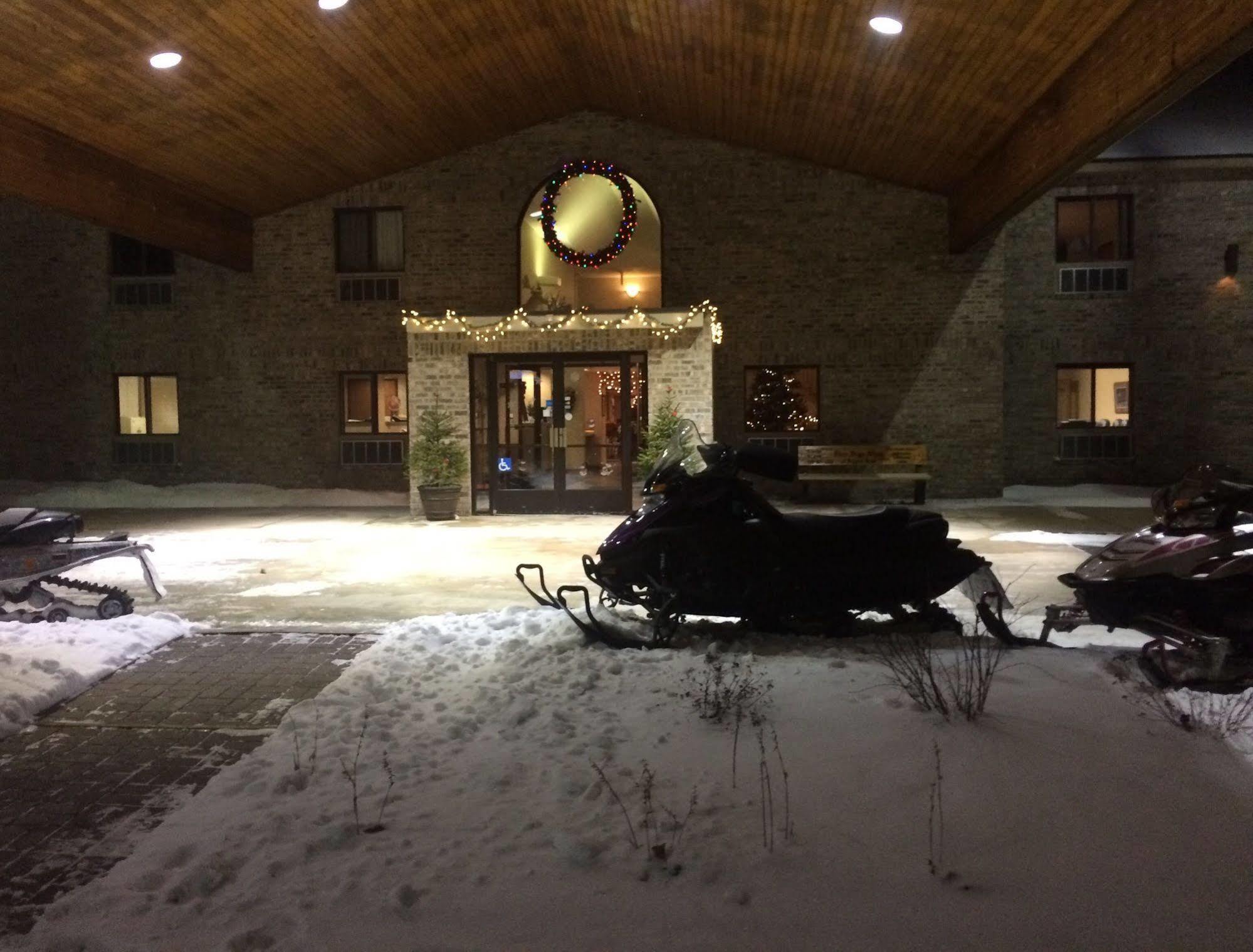 All Seasons Resort Kalkaska Exterior foto